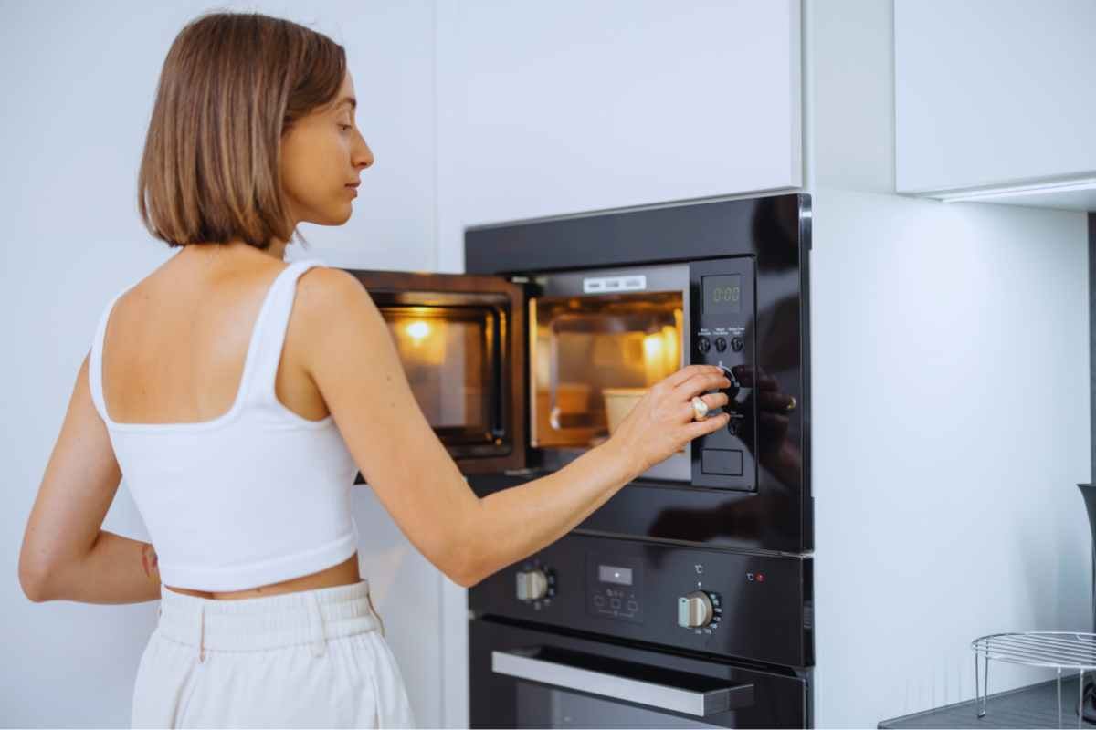 ricetta della torta di mele al microonde