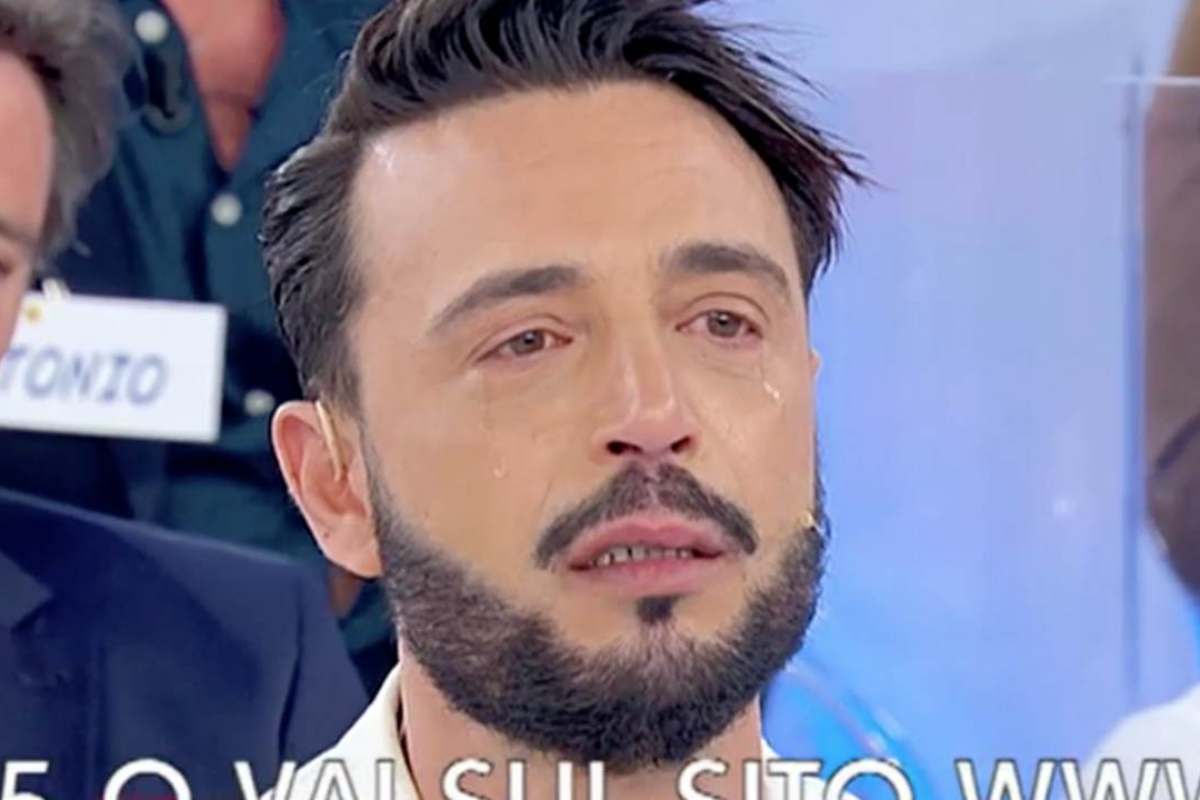 Armando in lacrime