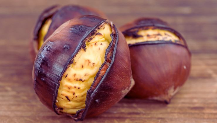 Sbucciare le castagne senza bruciarsi