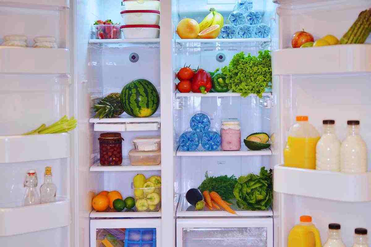 gli sbagli che compromettono il cibo in frigo