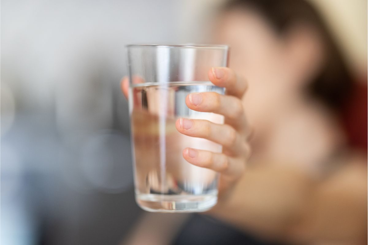 Quanta acqua si dovrebbe bere al giorno