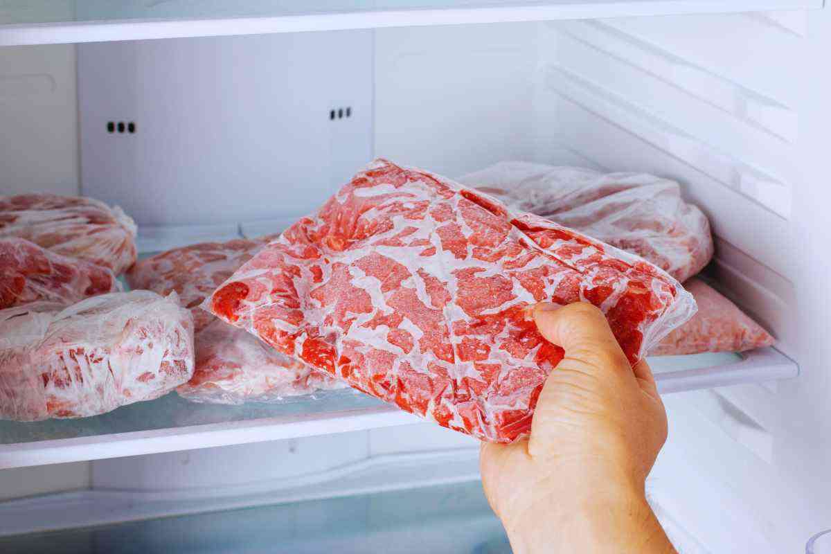 patina di ghiaccio sul cibo in freezer: come risolvere