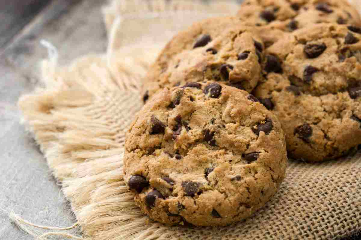 ricetta biscotti con gocce di cioccolato