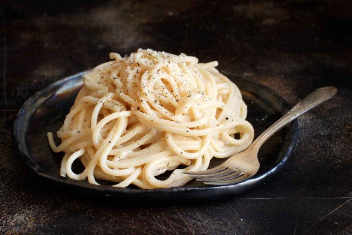 Ricetta pasta cacio e pepe