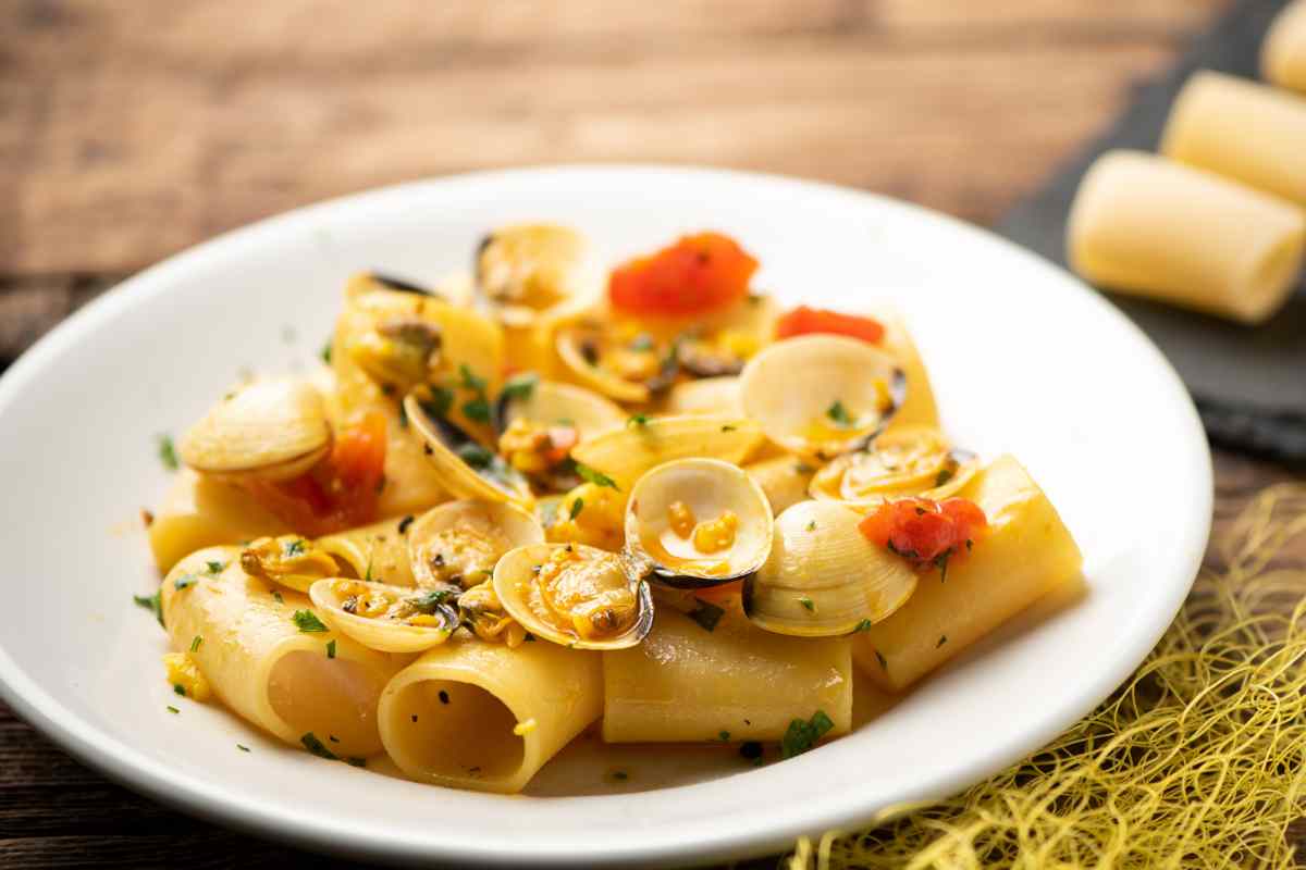 paccheri ricetta indimenticabile mediterranea